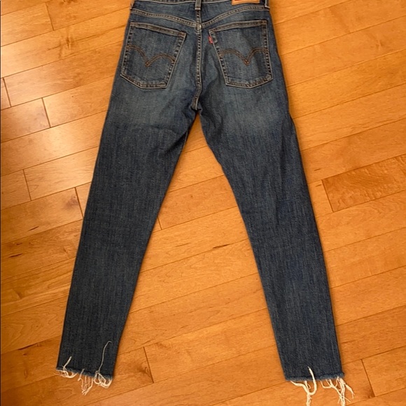 Levi’s Wedgie Skinny - Picture 4 of 4